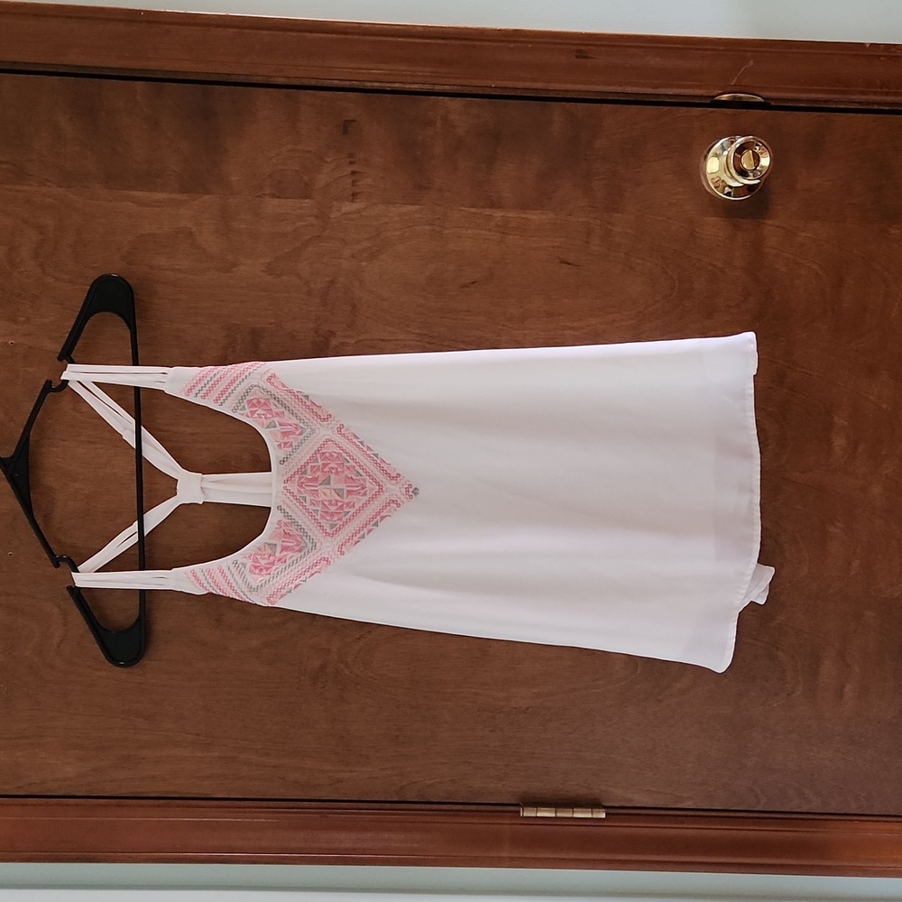 Gently Used, Maurices, Polyester Embroidered Adjustable Halter Top Blouse, sz XL